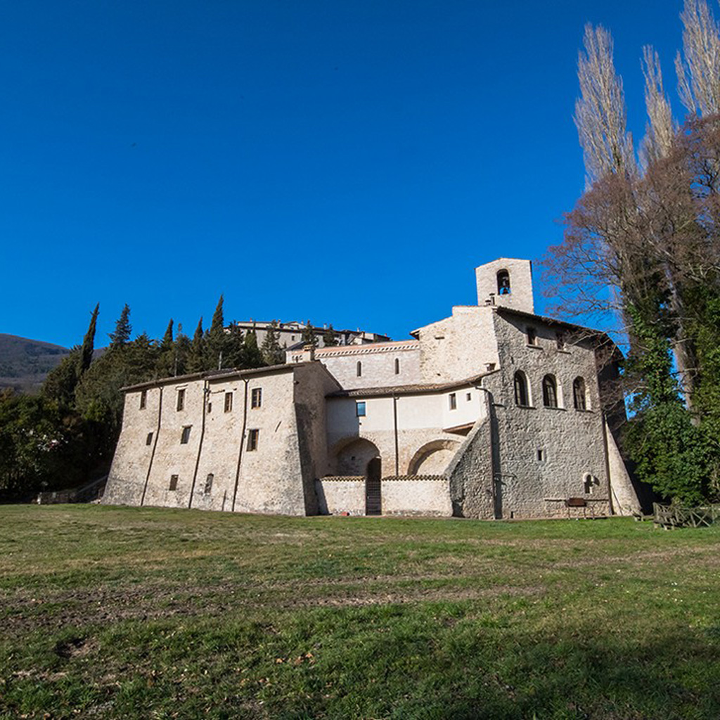 02-Abbazia-dei-santi-Felice-e-Mauro_comp