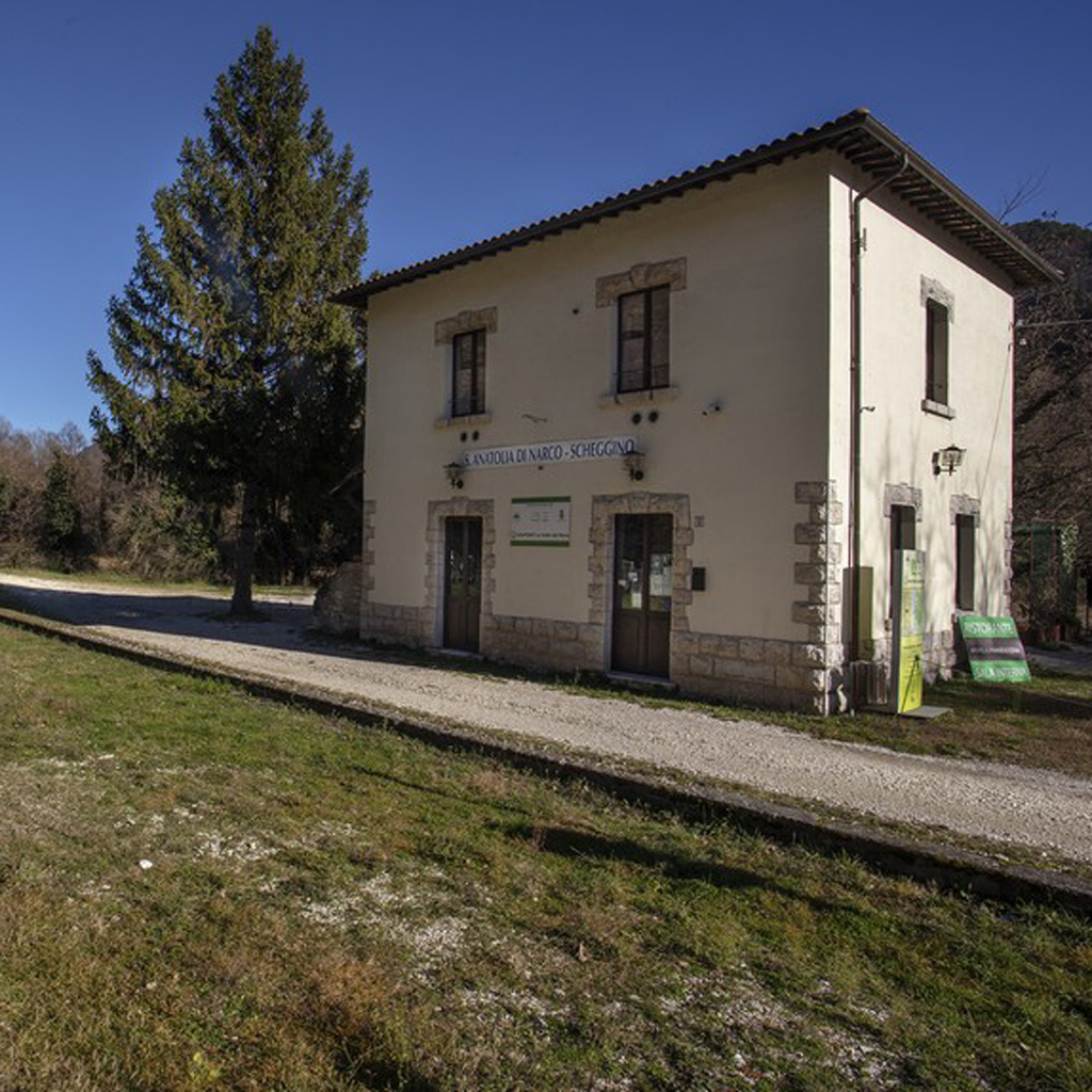 ex-ferrovia-spoleto-norcia-sant-anatolia-narco_comp